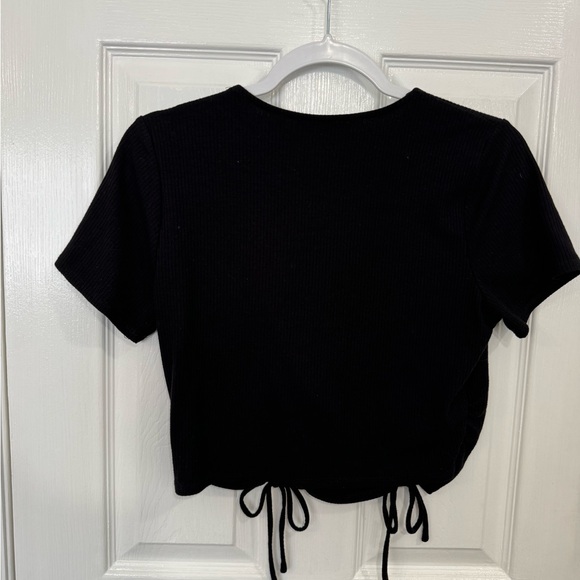 Drawstring V-Neck Black Ribbed Crop Top - Picture 2 of 3